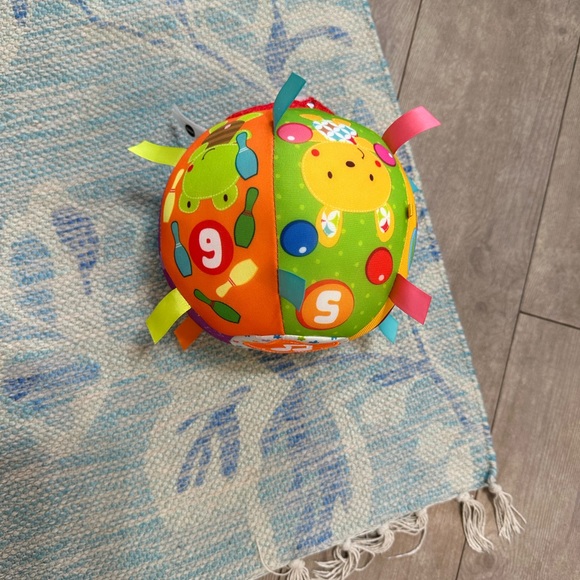 Colorful Kids Activity Ball - Picture 6 of 14